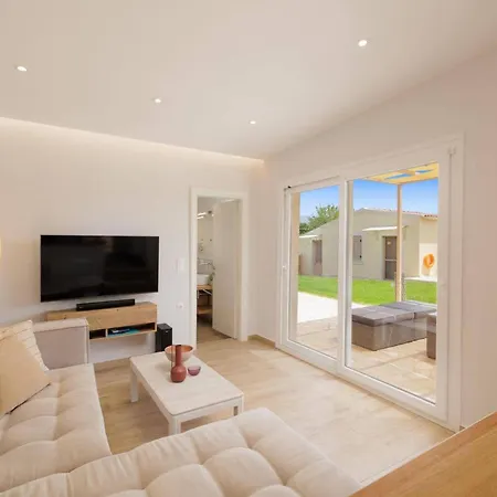 Villa Stamatella By Velonádes