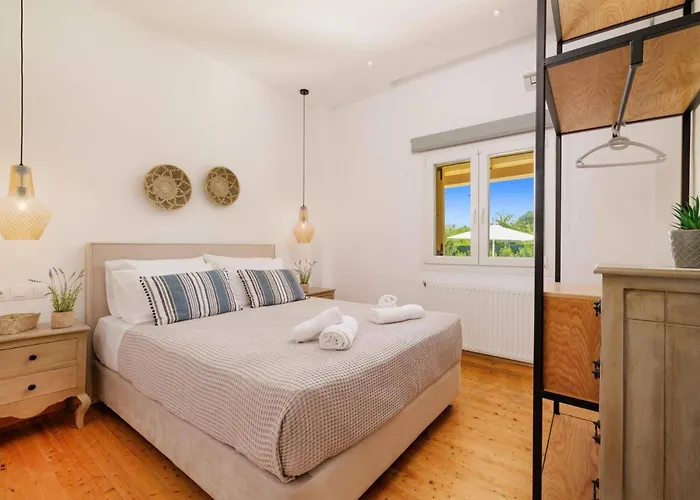 别墅 Stamatella By Velonádes